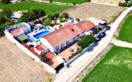 Herverkoop - Villa -
Dolores - Comunidad Valenciana