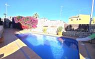 Herverkoop - Villa -
Algorfa - Inland
