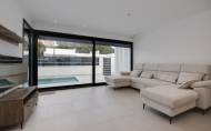 Herverkoop - Villa -
Pinar de Campoverde - Inland