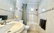 Herverkoop - Town House -
La Zenia - Costa Blanca