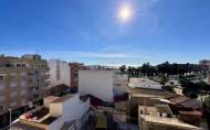 Revente - Apartment -
Torrevieja
