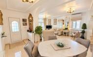 Herverkoop - Villa -
Orihuela Costa - Costa Blanca