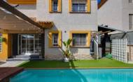 Revente - Villa -
Los Montesinos - La Herrada