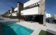 Herverkoop - Villa -
Torre Pacheco - Inland
