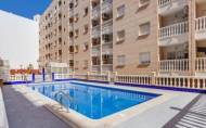 Revente - Apartment -
Torrevieja - Centro
