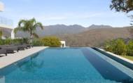 Reventa - Villa -
La Mairena - Inland