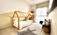 Reventa - Villa -
Las Filipinas - Inland