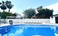 Herverkoop - Villa -
Catral - Costa Blanca