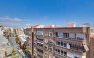 Herverkoop - Penthouse -
Torrevieja - Centro