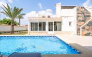 Herverkoop - Villa -
Torrevieja - Costa Blanca