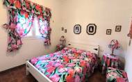 Revente - Villa -
Villena - Inland