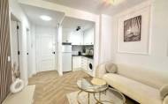 Revente - Apartment -
Torrevieja - Centro
