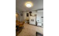 Herverkoop - Apartamento -
Torrevieja - Centro