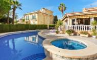 Reventa - Villa -
Cabo Roig - Muy Cerca De La Playa
