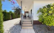 Reventa - Villa -
Ciudad Quesada - Dona Pepa