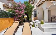 Herverkoop - Villa -
Orihuela Costa - Costa Blanca