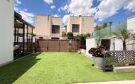 Revente - Villa -
Torrevieja - Aguas Nuevas