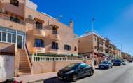 Resale - Bungalow -
Torrevieja - La Mata