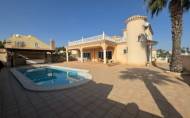 Herverkoop - Villa -
Orihuela Costa - Costa Blanca