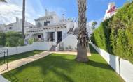 Revente - Town House -
Villamartin - Costa Blanca