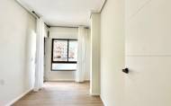 Revente - Apartment -
Torrevieja - Centro