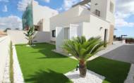 Herverkoop - Villa -
Orihuela Costa - Campoamor