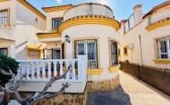 Herverkoop - Detached Villa -
Los Montesinos - La Herrada