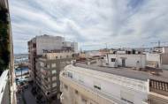 Revente - Apartment -
Torrevieja - Centro