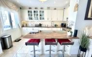 Reventa - Villa -
Villamartin - Costa Blanca