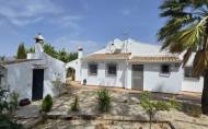 Reventa - Villa -
Vinuela - Inland