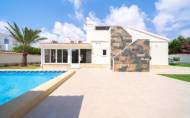 Revente - Villa -
Torrevieja - Costa Blanca