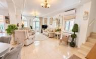 Herverkoop - Villa -
Orihuela Costa - Costa Blanca