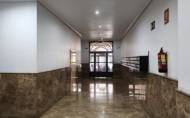 Herverkoop - Apartamento -
Torrevieja - Centro