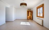 Herverkoop - Villa -
Benijofar - Costa Blanca