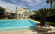 Revente - Villa -
Orihuela Costa - Costa Blanca