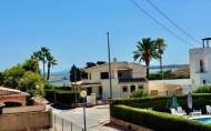 Herverkoop - Villa -
Punta Prima