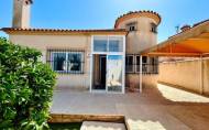 Herverkoop - Villa -
Torrevieja - Costa Blanca