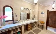 Revente - Villa -
Villamartin - Costa Blanca