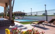 Herverkoop - Villa -
Orihuela - Inland