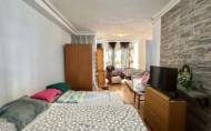 Herverkoop - Apartamento -
Torrevieja - Centro