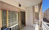 Herverkoop - Apartamento -
Torrevieja - Centro