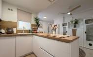 Revente - Apartment -
Torrevieja - Centro
