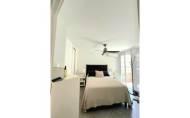 Herverkoop - Apartamento -
Torrevieja - Playa del Cura