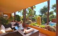 Resale - Villa -
Benidorm - Coblanca