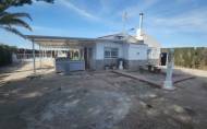 Herverkoop - Country House -
Villena