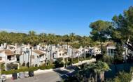Revente - Villa -
Villamartin - Costa Blanca