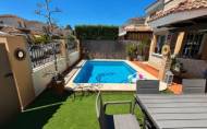 Herverkoop - Villa -
El Raso - Costa Blanca