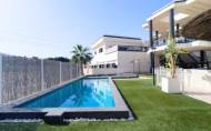 Revente - Apartment -
Lo Crispin - Inland