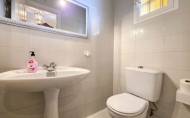 Herverkoop - Town House -
Casares Playa - Costa del Sol