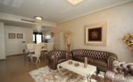 Herverkoop - Villa -
Orihuela Costa - Campoamor